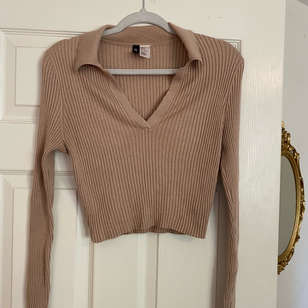 H&M Semi Cropped Collar Sweater